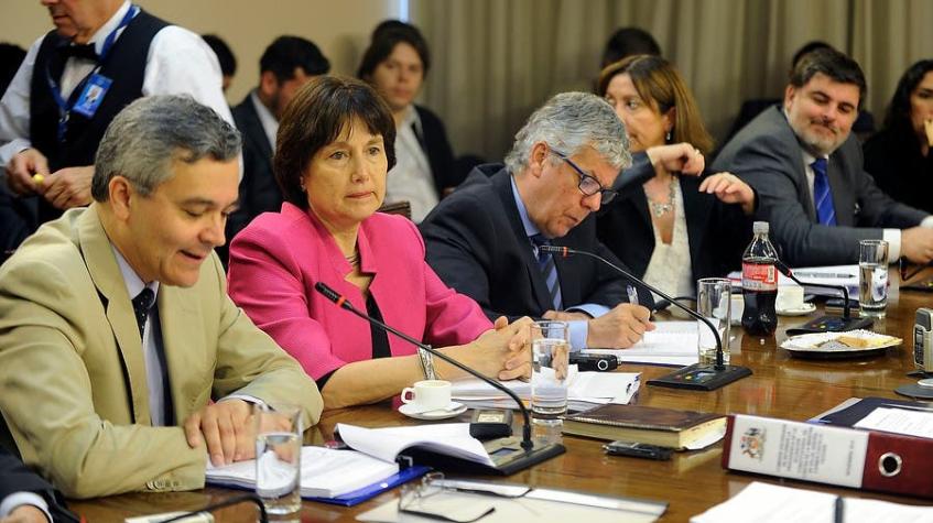 Comisión revisora rechaza acusación constitucional contra ministra Castillo
