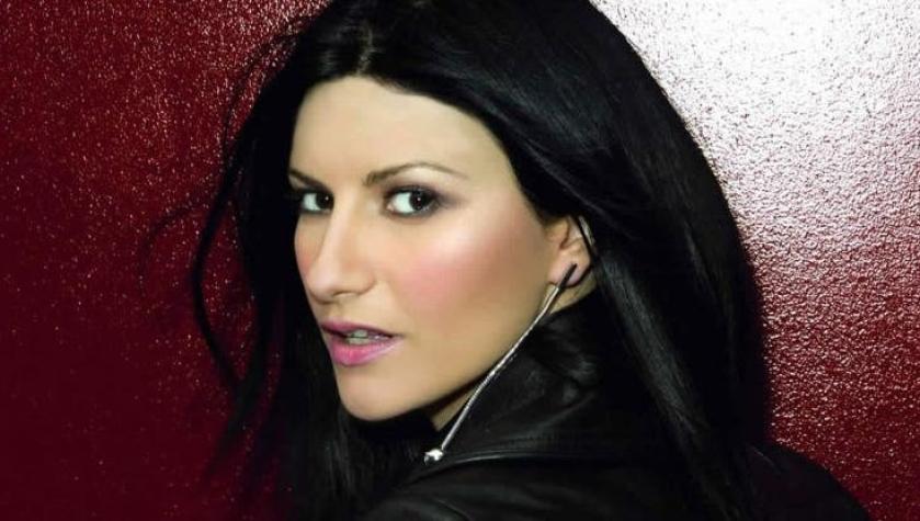 Laura Pausini se suma a la tendencia y sorprende con foto sin maquillaje