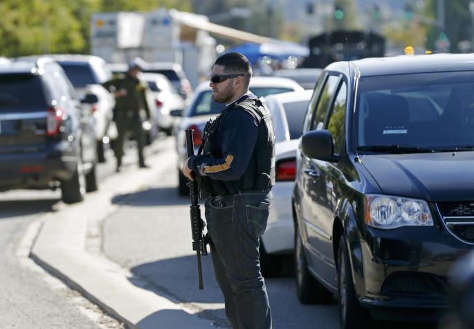 Tiroteo en California deja al menos 14 muertos y policía detiene a sospechoso