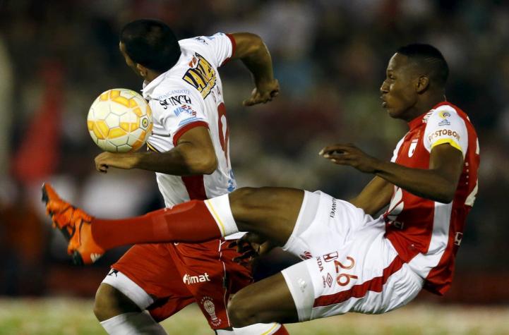 Santa Fe hizo su negocio y saca empate a Huracán en primera final de Sudamericana 2015