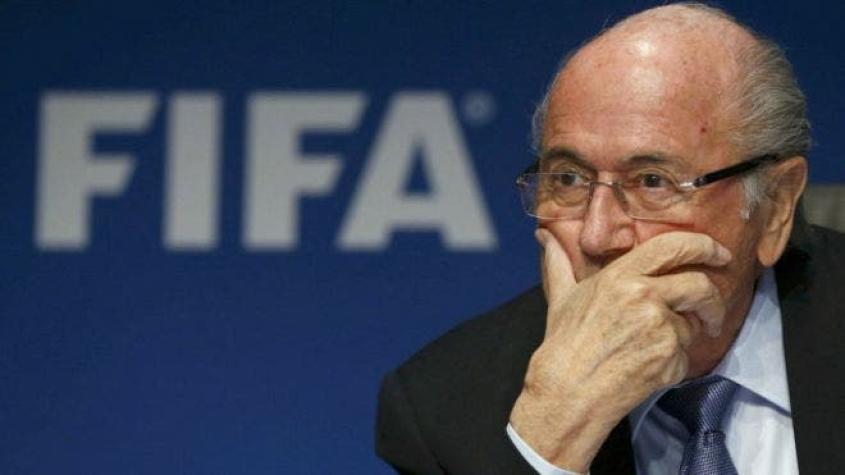 Blatter llega a la sede de la FIFA para declarar ante los jueces