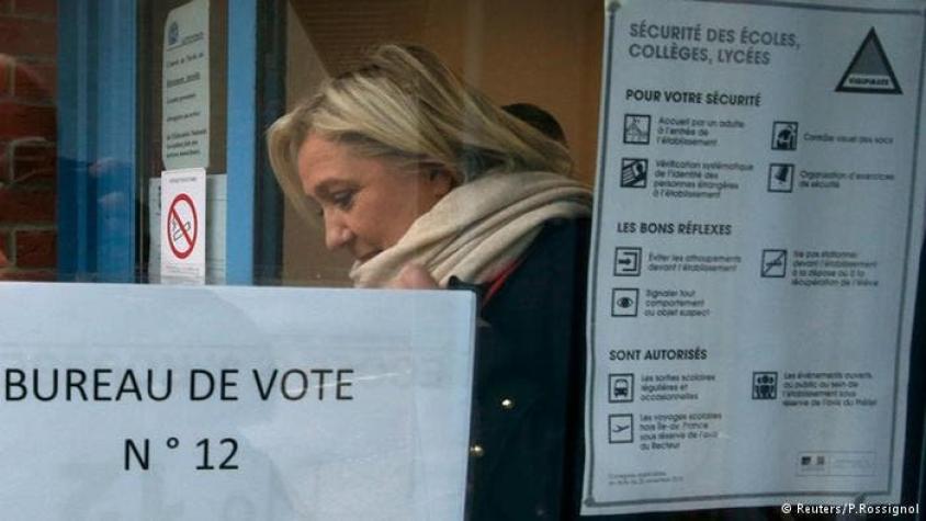 Francia: Socialistas retiran candidatos para contrarrestar a Marine Le Pen