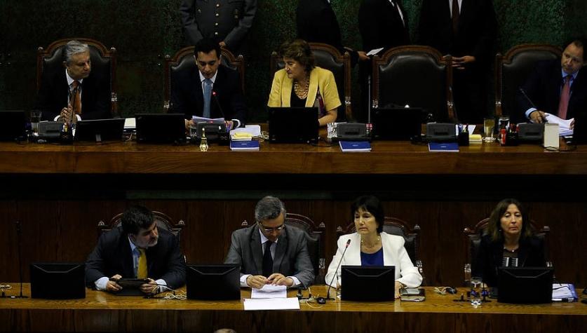 Diputados rechazan acusación constitucional contra ministra de Salud Carmen Castillo