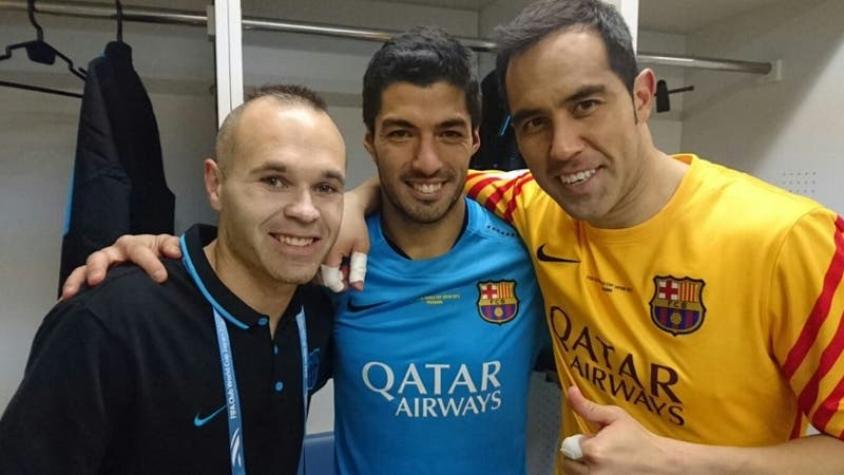 Iniesta celebra junto a Bravo y Suárez el paso a la final del Mundial de Clubes