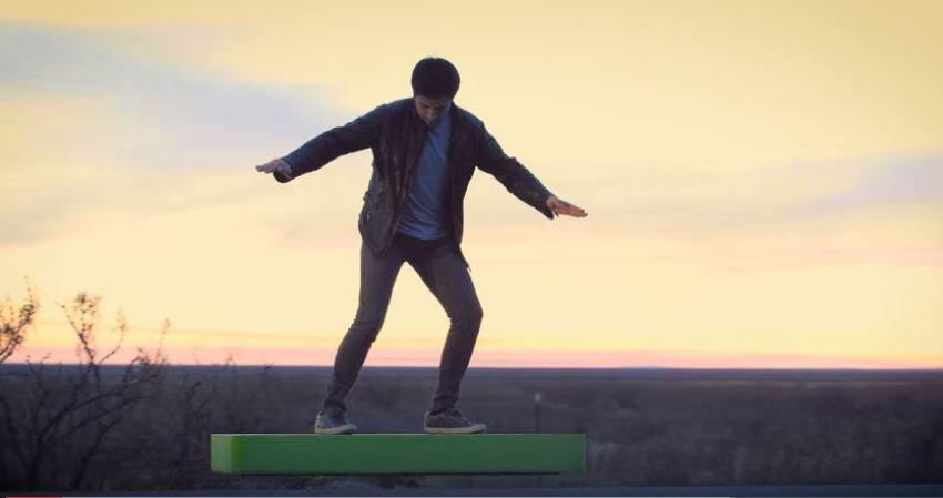 [VIDEO] "ArcaBoard", la patineta voladora que promete revolucionar la industria