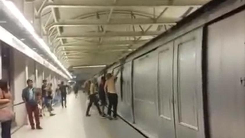 Metro presenta querella contra autores de grafitis y daños a vagones de Línea 5