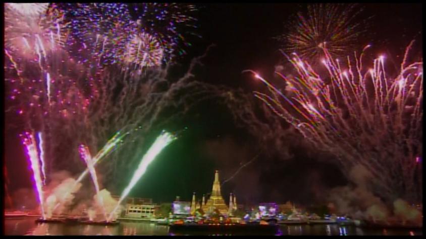 [VIDEO] Tailandia ya celebró la llegada del 2016