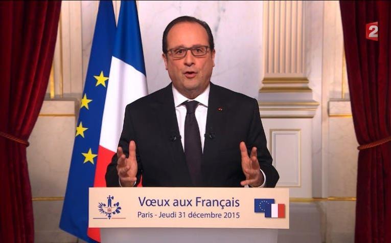 Hollande afirma que Francia "no ha terminado con el terrorismo"