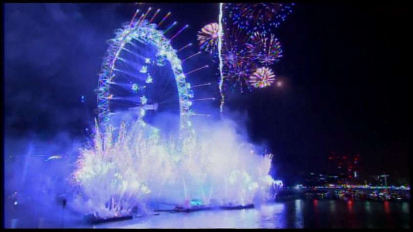 ¡Bienvenido 2016! Reino Unido recibe el Año Nuevo con un gran show pirotécnico