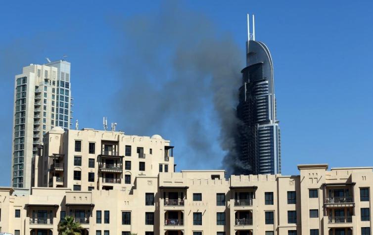 [FOTOS] Dubái investiga las causas del incendio de un hotel de lujo en Nochevieja