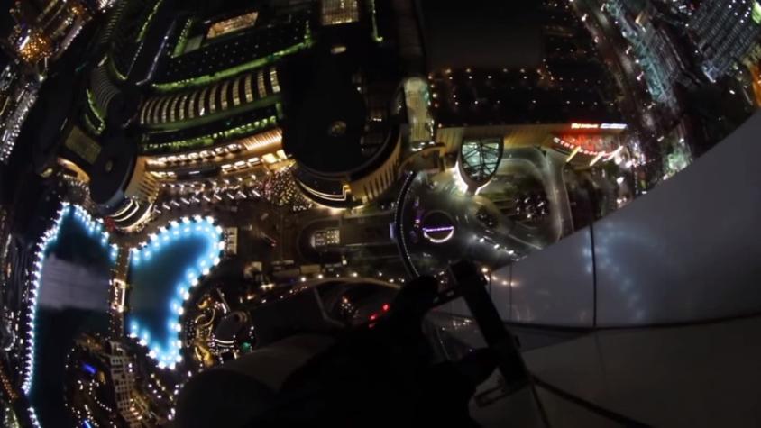 [VIDEO] El impresionante y tenso escape del fotógrafo que escapó del incendio del hotel de Dubái