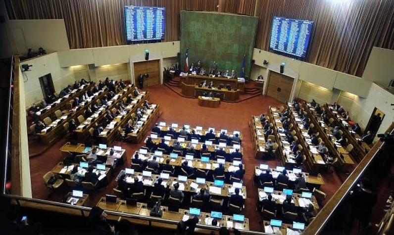 Debate por democracia interna lleva ley de partidos a Comisión Mixta