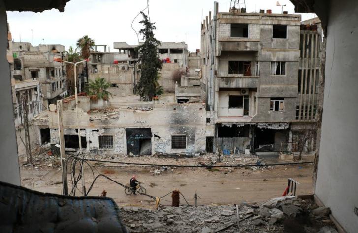 Ataque ruso a edificio de Al Qaeda deja al menos 39 muertos en Siria