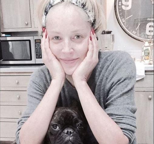 Sharon Stone se suma a las celebridades que publican fotos sin maquillaje