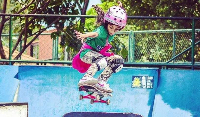 Niña de 7 años deslumbra con sus habilidades en skate