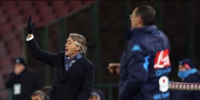 [VIDEO] Dura discusión entre los técnicos en el partido Inter-Nápoles