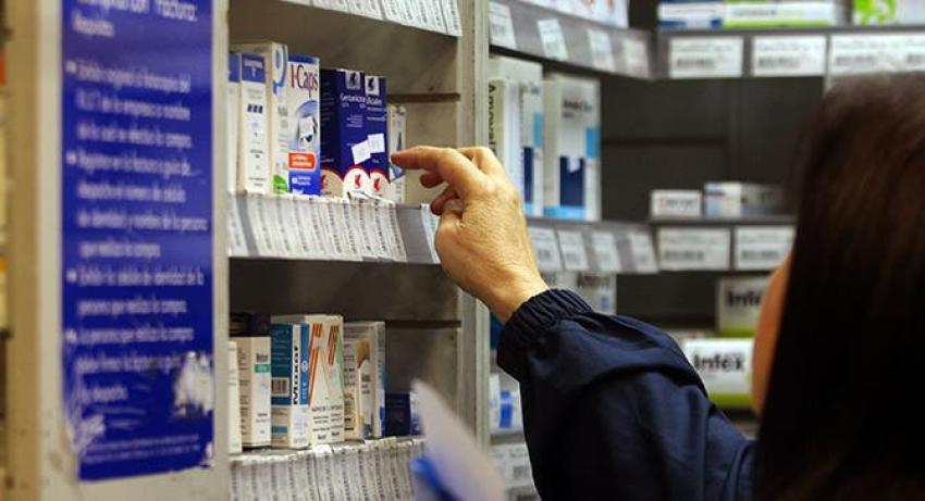 Huechuraba abre "Farmacia Popular" y Quinta Normal presenta solicitud de funcionamiento