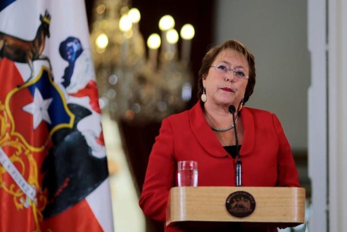 Cadem: Confianza en Bachelet ha caído 32 puntos desde que llegó a La Moneda