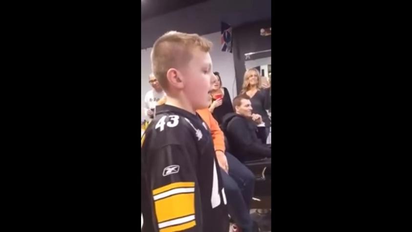 [VIDEO] Tryzdin Grubbs, el niño de 11 años que sorprende cantando como Adele