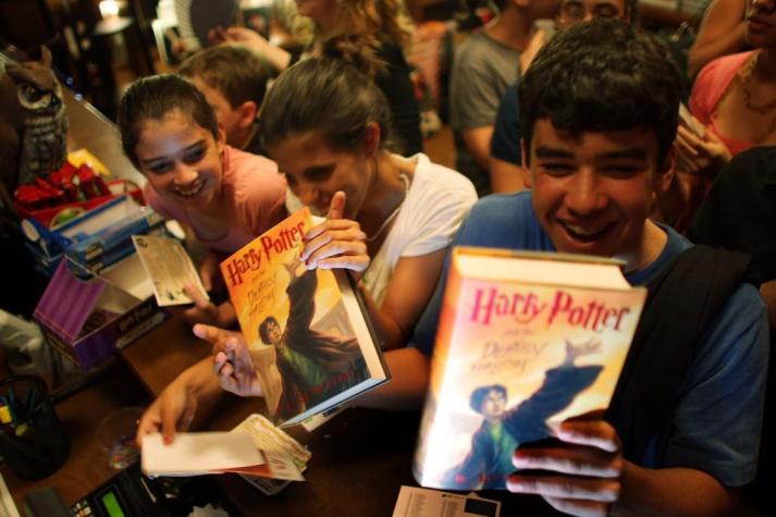 Un nuevo libro de Harry Potter aparecerá en julio