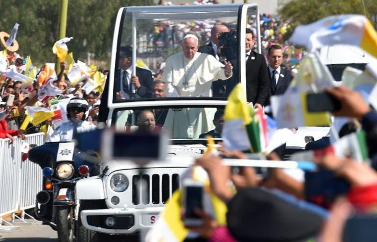 Papa clama por un México sin emigrantes ni "traficantes de muerte"
