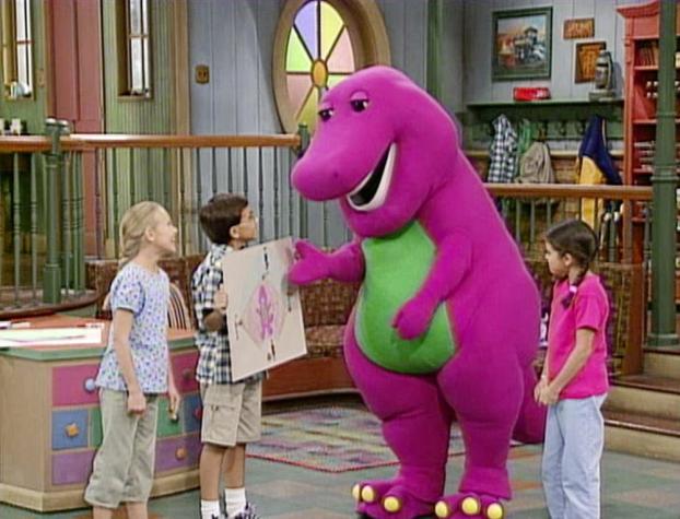 Este es el hombre que estaba detrás del disfraz de "Barney"