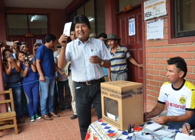 Sondeos adelantan derrota de Morales en referéndum para su reelección