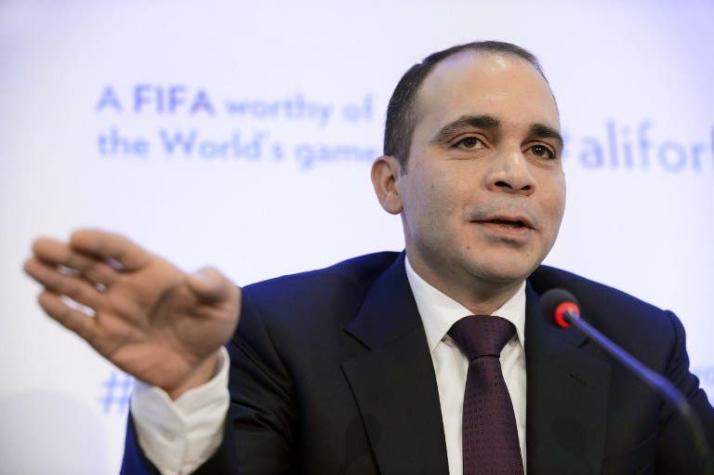Candidato a presidencia de la FIFA pide aplazar elecciones de este viernes