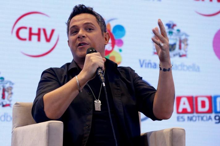 [VIDEO] Alejandro Sanz: Quien agrede a una mujer es un "canalla", el que no hace nada también