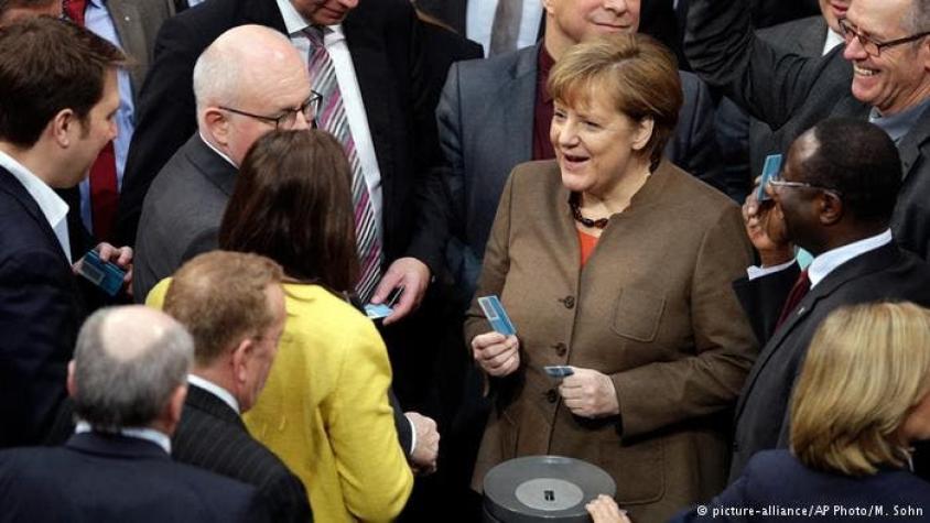 Parlamento alemán endurece la ley de asilo