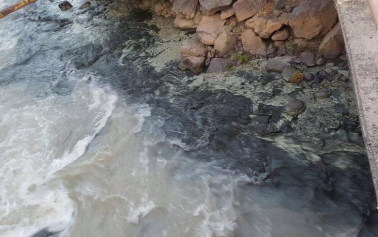 Concentrado de cobre se derrama a río de Los Andes tras rotura de cañería