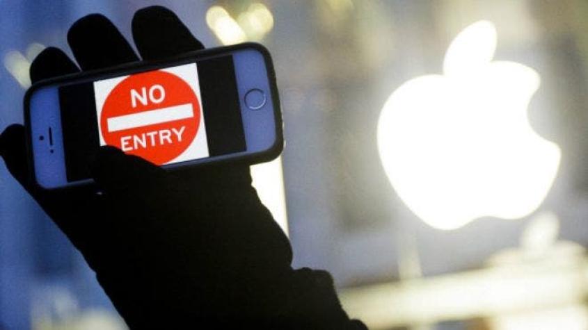 Apple pide revertir la orden del FBI de desbloquear el "iPhone de San Bernardino"