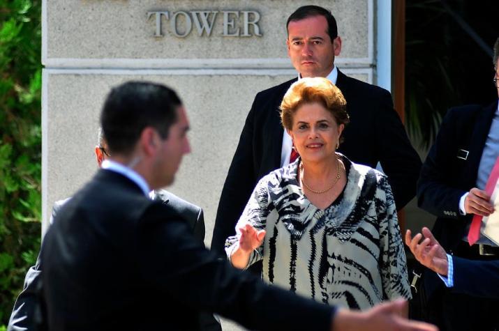 Rousseff asegura que cuenta con apoyo de su partido para enfrentar la crisis económica