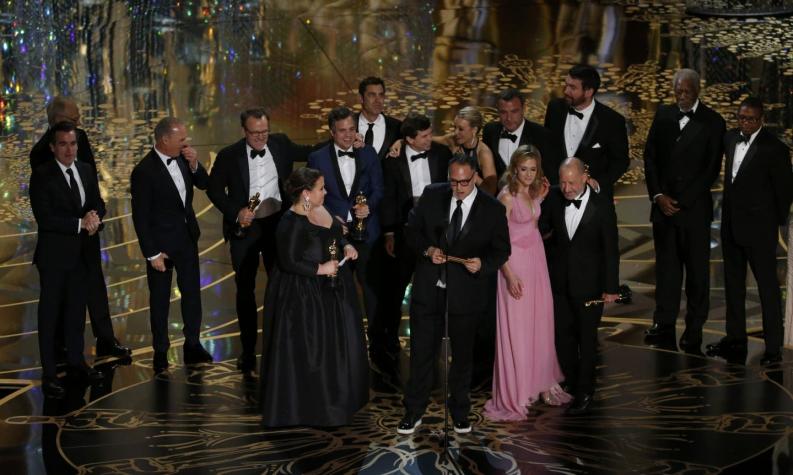 Oscar 2016: "En primera plana" triunfa en la noche de gloria de Leonardo DiCaprio