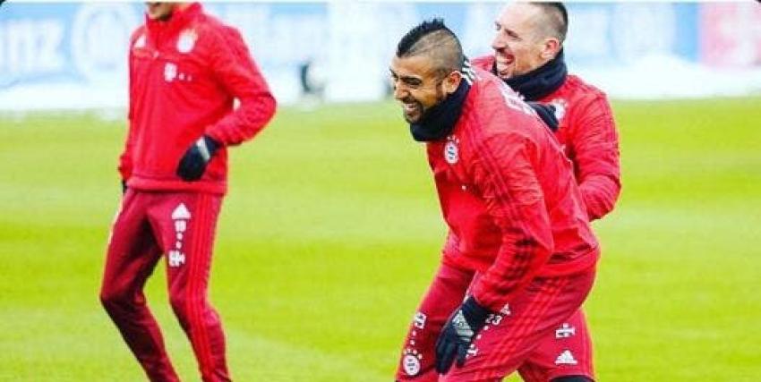 [FOTO] Vidal se muestra feliz junto a Ribery en práctica de Bayern Munich