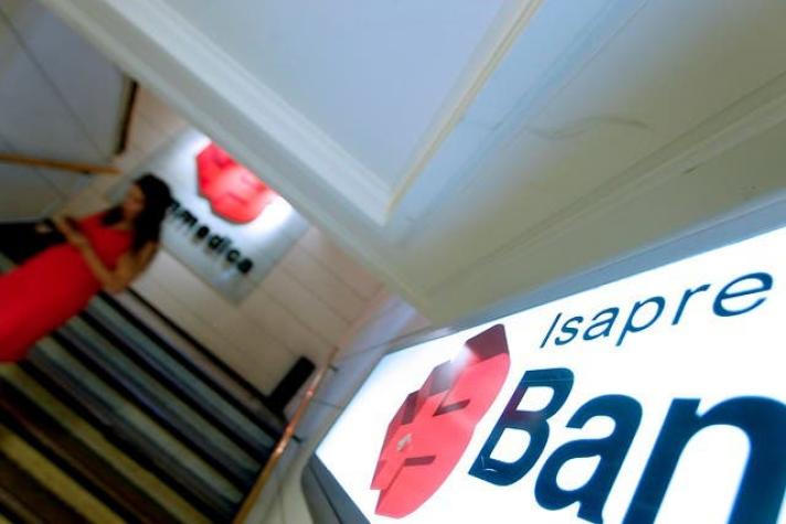 Isapres obtuvieron utilidades por más de $37 mil millones durante el 2015
