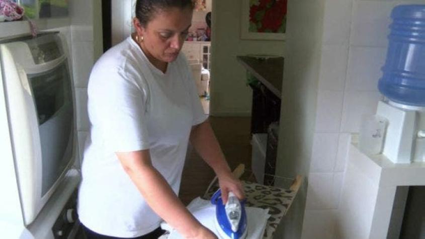 Cómo la crisis en Brasil empuja a más mujeres de clase media a trabajar en el servicio doméstico