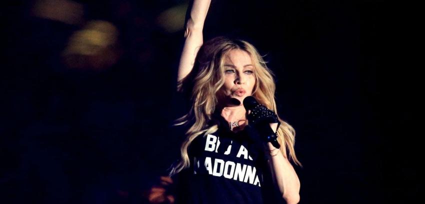 Madonna no soporta la pena y le dedica emotivo mensaje a su hijo en medio de un concierto