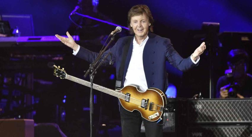 McCartney por muerte de productor: Si alguien se ganó el título del quinto Beatle fue George Martin