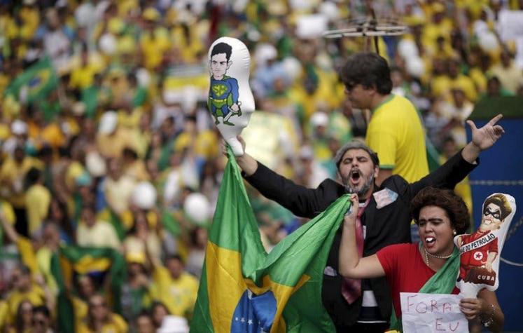 La cuatro claves de la crisis histórica que azota a Brasil