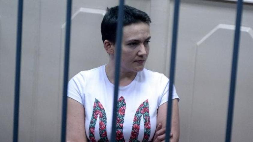 Piloto ucraniana Savchenko, reconocida culpable de asesinato de dos periodistas rusos