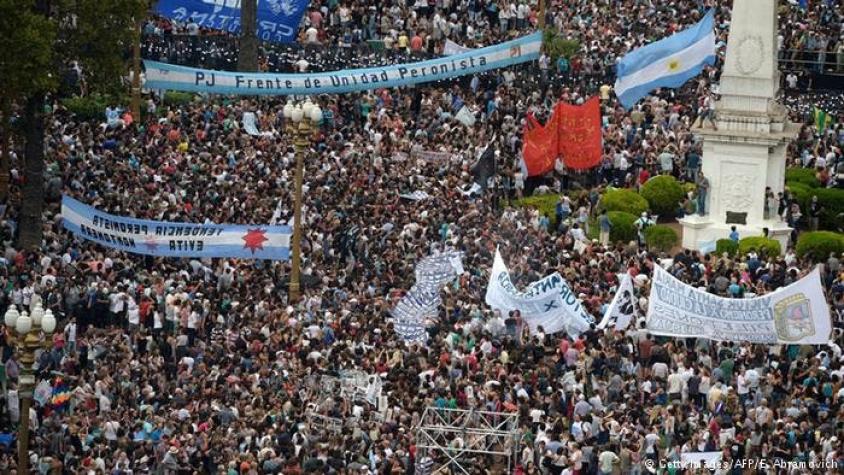Argentina: masiva marcha a los 40 años de dictadura militar