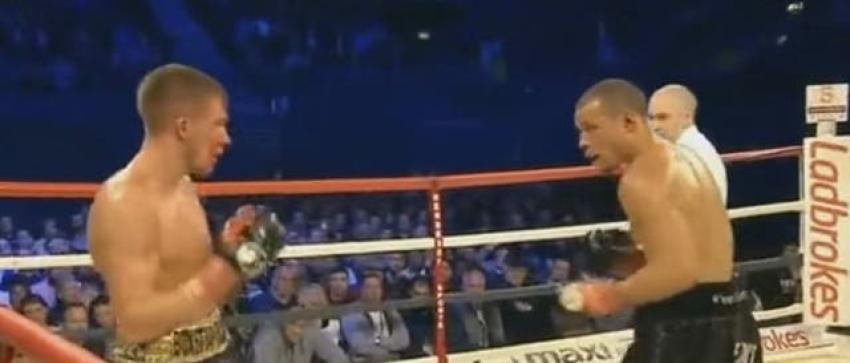 Boxeador británico recibe golpe en la cabeza y queda en coma inducido