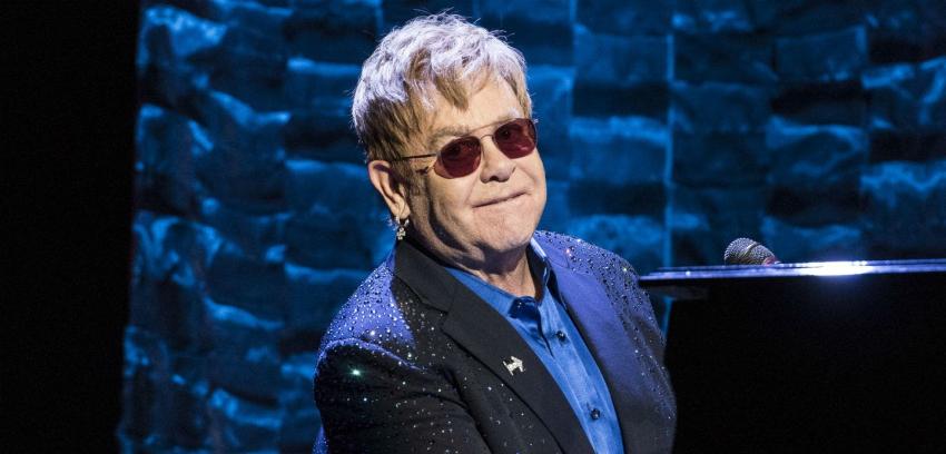 Ex guardaespaldas demanda a Elton John por supuesto acoso sexual