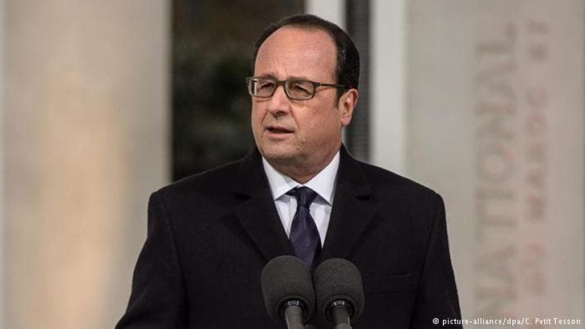 Hollande rechaza cambiar la Constitución para perseguir el terrorismo