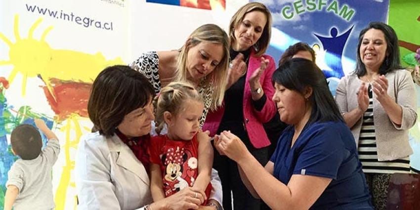 Minsal anuncia llegada de oncóloga mexicana al Hospital de Magallanes