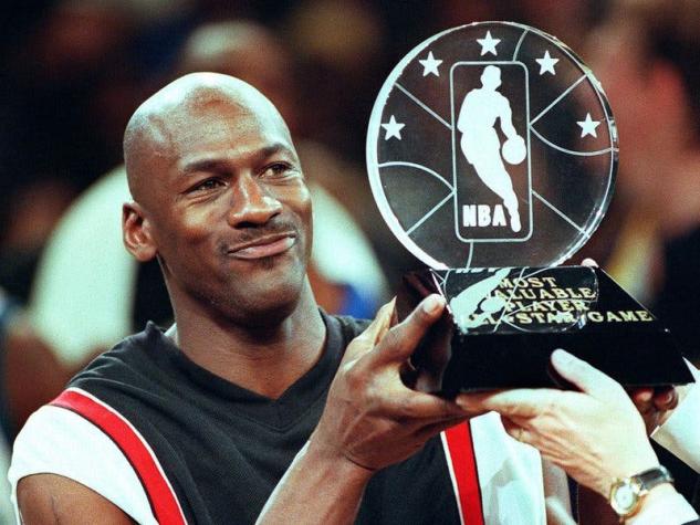Michael Jordan es el deportista retirado mejor pagado del mundo