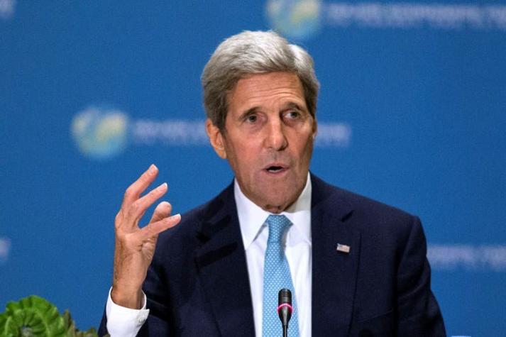 Kerry visita de manera sorpresiva Bagdad para apoyar a Irak contra Estado Islámico