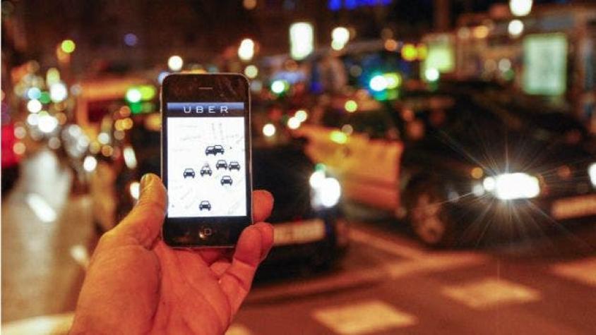 Ex ministro de Transportes: "Prohibir Uber es como prohibir internet para proteger el Fax"