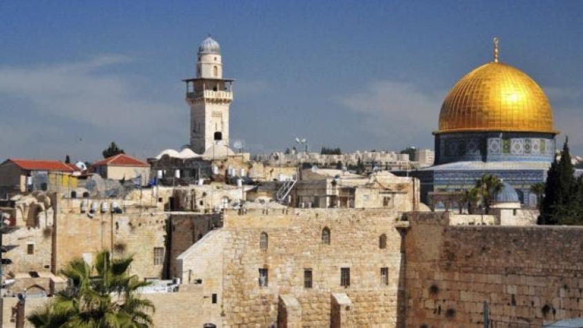 Impiden la primera bendición de mujeres en el Muro de las Lamentaciones de Jerusalén